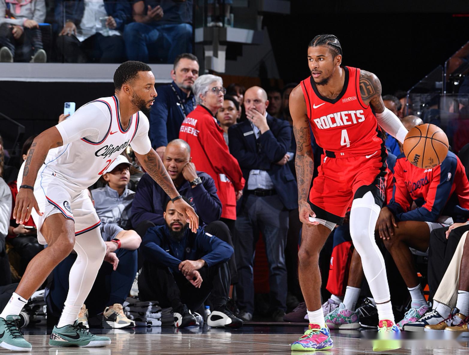 猛龙气势如虹!伦纳德和范弗利特打出精彩表现 猛龙气势如虹!伦纳德和范弗利特打出精彩表现