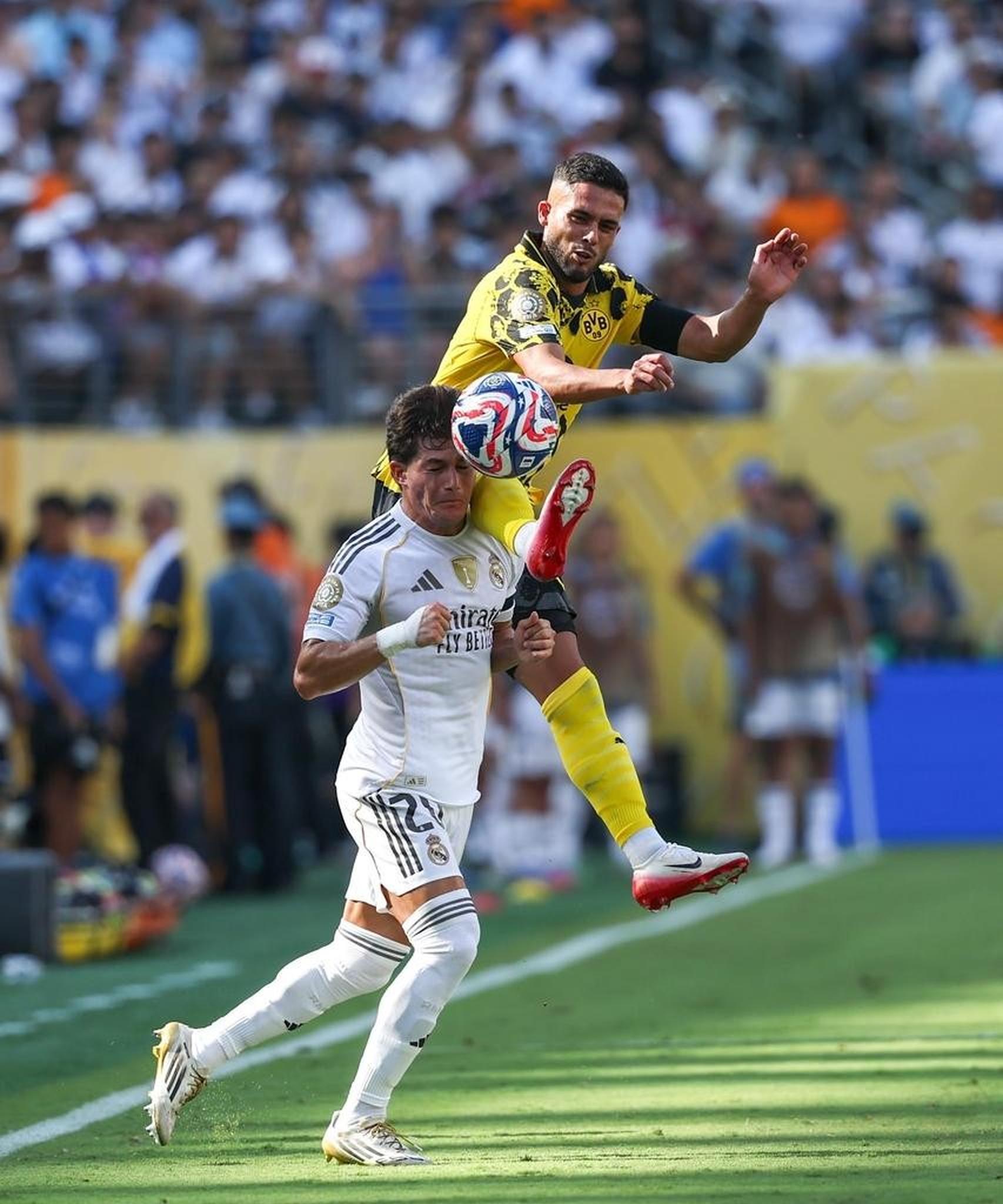 aoa体育活动-皇马主场战胜城，晋级欧冠半决赛