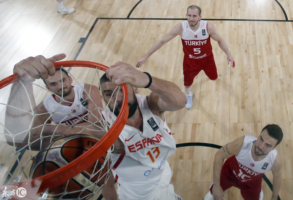 关于西班牙对阵斯德哥尔摩,争夺欧锦赛资格的信息 关于西班牙对阵斯德哥尔摩,争夺欧锦赛资格的信息