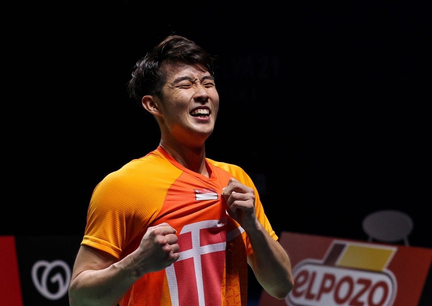 新加坡游泳名将再登领奖台,创造奇迹 新加坡游泳名将再登领奖台,创造奇迹