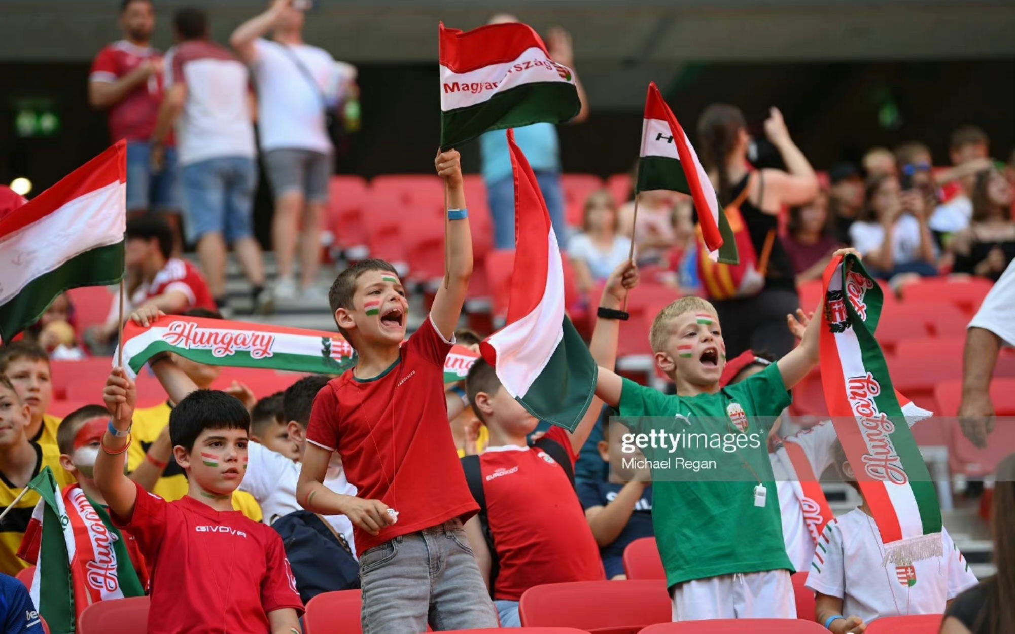 斯洛伐克队宿敌之战，取得胜利