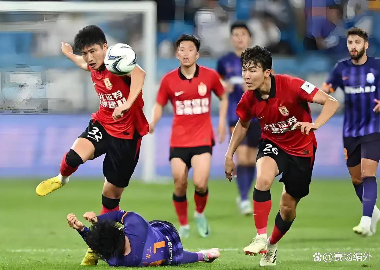 精彩对抗中双方球队实力对等