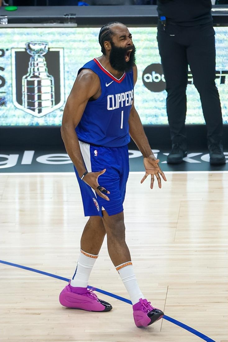 aoa体育官网-火箭惨败雄鹿，哈登面临巨大压力