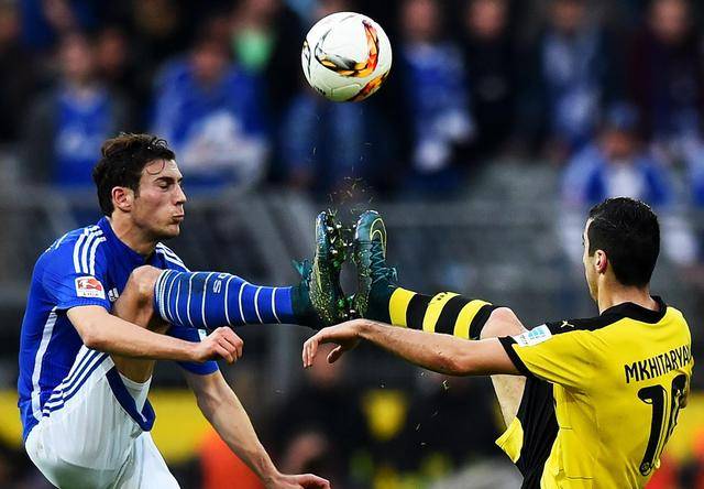 汉堡客场逼平对手,争夺附加赛资格 汉堡客场逼平对手,争夺附加赛资格