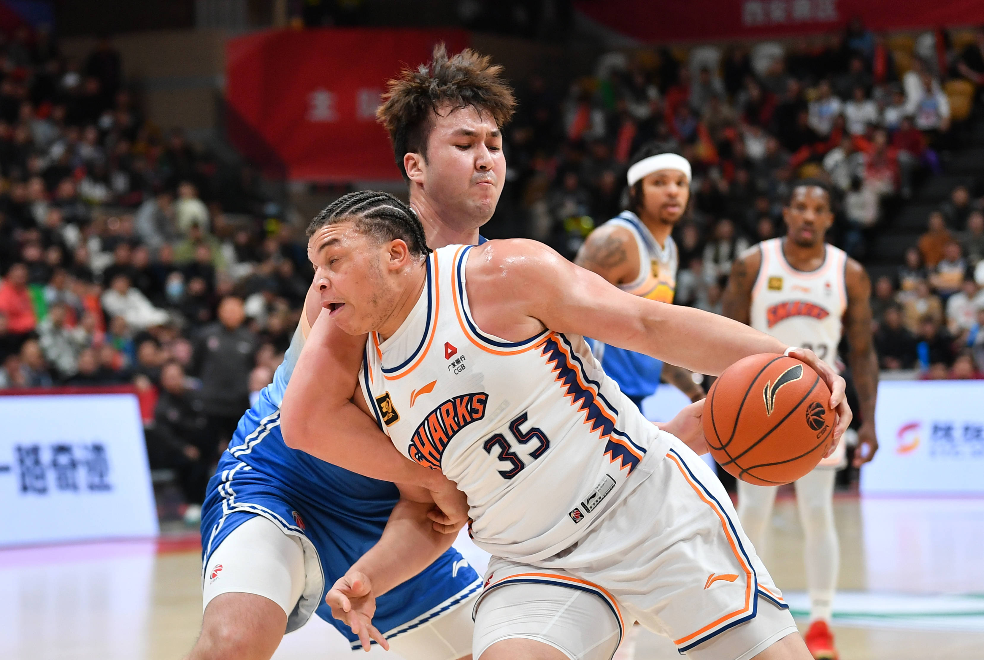 球队的战术在比赛中得到完美展现 球队的战术在比赛中得到完美展现