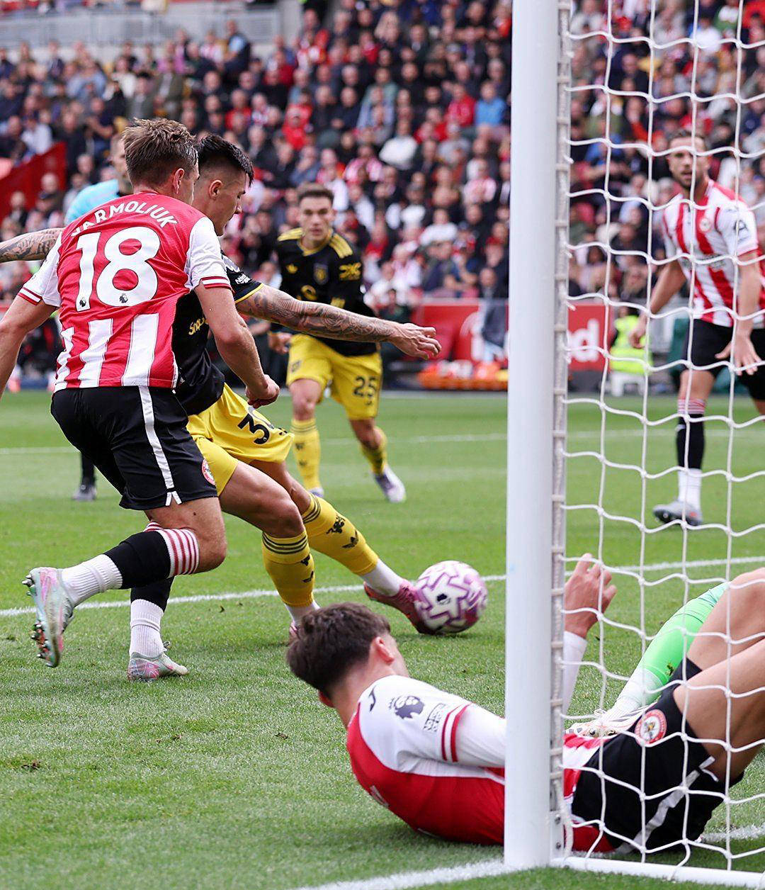 aoa体育-曼联大胜告捷，球迷再次振奋的简单介绍