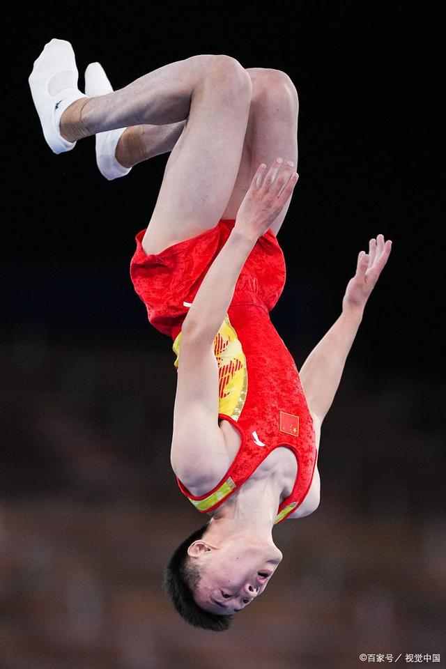 比赛中选手的高超技艺让人叹为观止 比赛中选手的高超技艺让人叹为观止