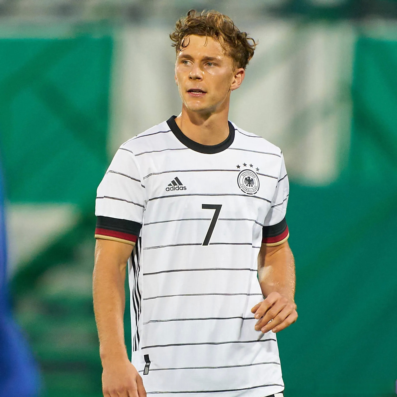 aoa体育直播-包含弗赖堡：在德国足球顶级职业联赛中取得必要胜利的词条