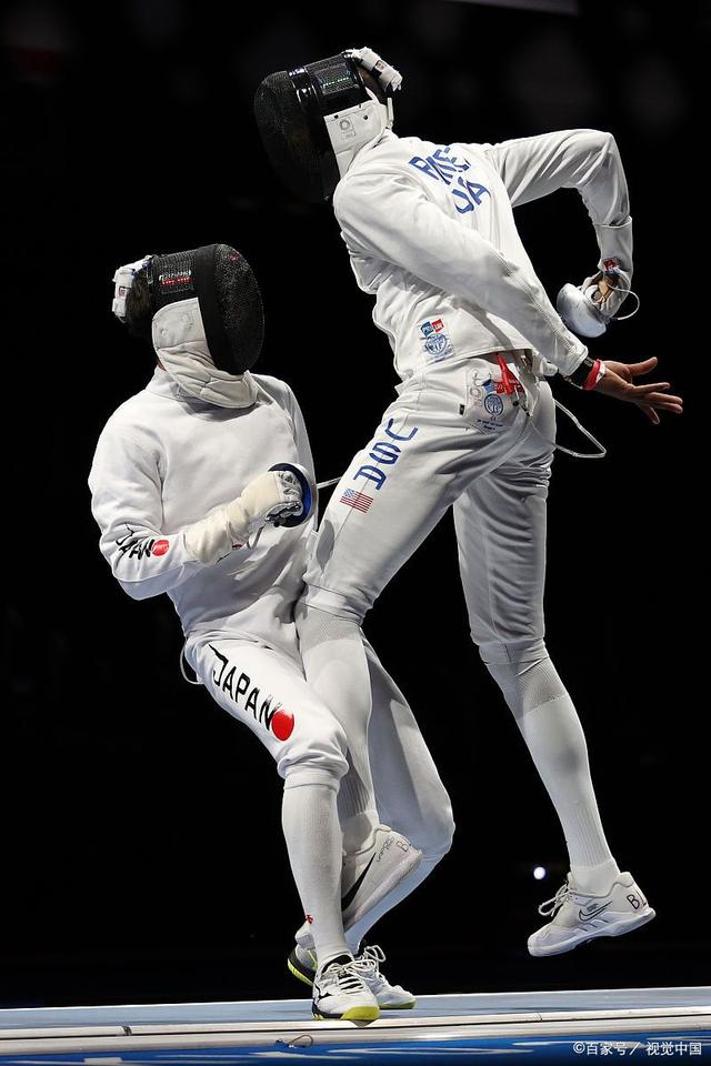 德国代表团在击剑比赛中取得成功