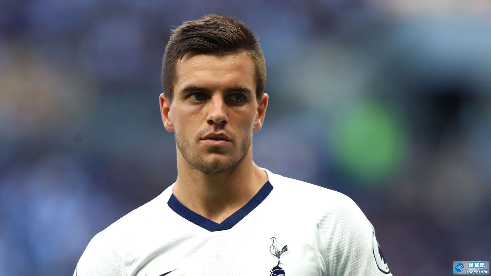 aoa体育直播-关于雷恩后卫宣布伤愈归队，或将增强球队防守的信息