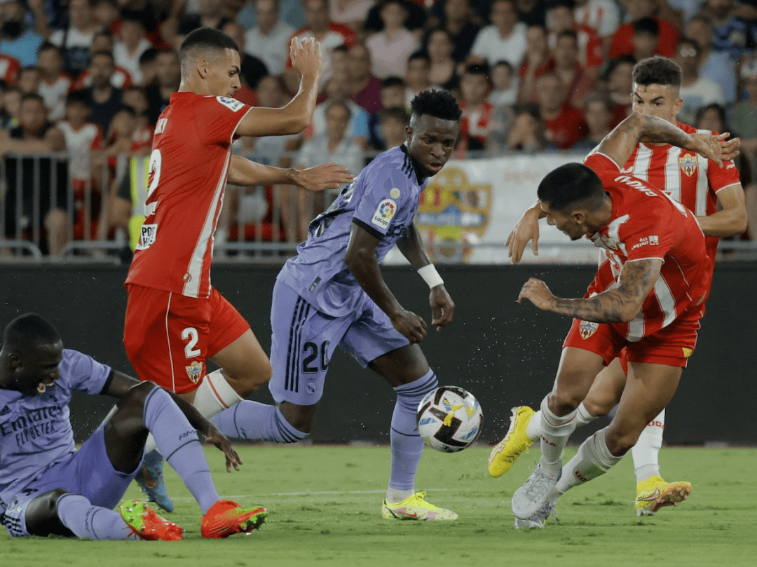 阿尔梅里亚客场惨负拉科鲁尼亚，遭遇连败的简单介绍