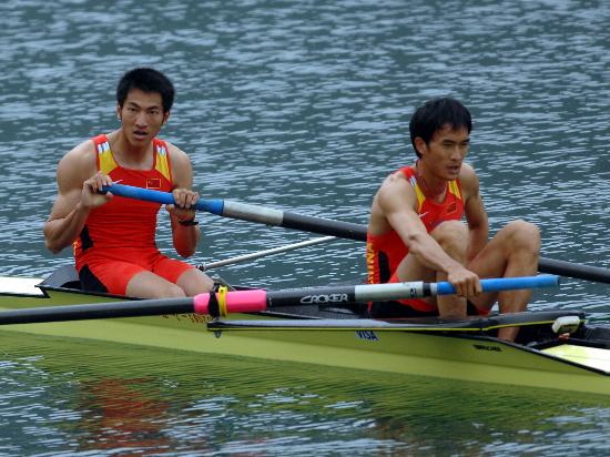 澳大利亚击败英国双人划船夺金